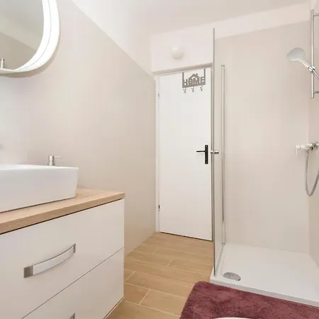 Apartman Aquamarine *